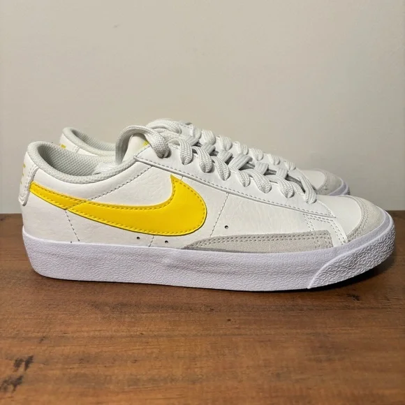 Nike Blazer Low ' 77 White / Yellow Womens Shoes 7Y / 8.5 Women Sneakers Shoes - Picture 1 of 8